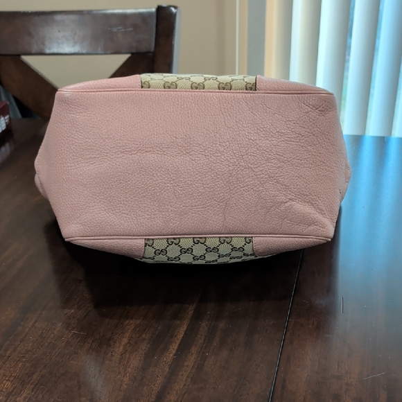 Gucci Pink and Beige Signature Tote - Picture 9 of 16